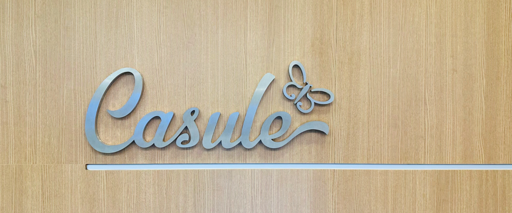 A Casule é uma clínica que atende brasileiros nos 5 continentes através da Terapia Online.